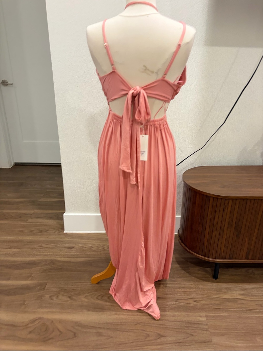 Women’s Halter Cutout Maxi Dress in Dusty Rose - Picture 4 of 8